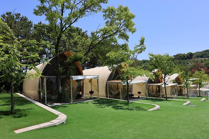 [인천광역시 옹진군] 글램하이 글램핑 – 인천 영흥도 장경리 해변옆 해외감성 글램핑