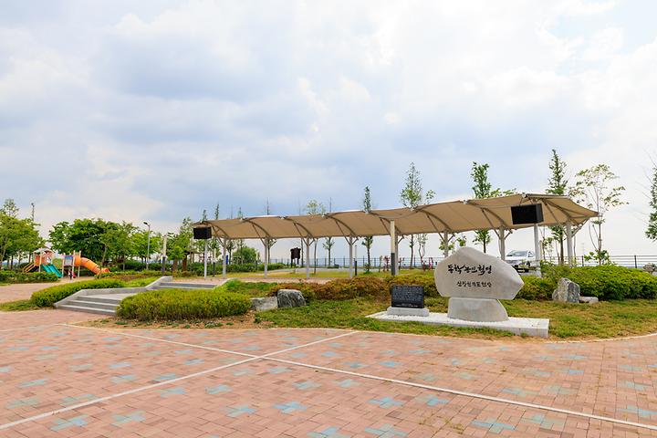 [충청남도 아산시] 선장포협동조합 – 삽교천의 풍광이 눈앞에 펼쳐지는 캠핑장