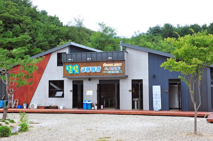 [경기도 포천시] 달빛글램핑장 – 달빛글램핑장에서 아름다운 밤하늘을 바라보며 감성캠핑.