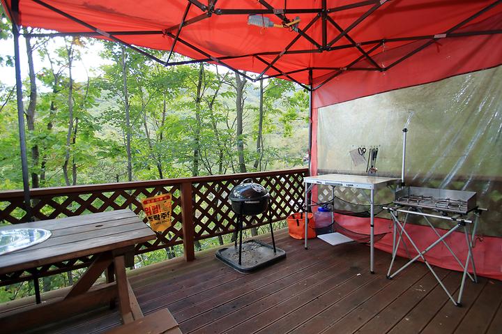 [경기도 양주시] 대궐오토캠핑장 – 아늑한 산속 오토캠핑장과 글램핑