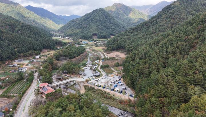 [강원도 홍천군] 용오름밸리 캠핑장 – 용오름 계곡의 별 빛을 담은 자연 속 쉼터