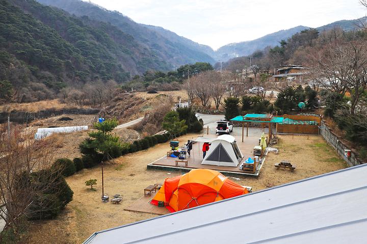 [강원도 횡성군] 벳소캠프 – 횡성 루지체험장 아래 오원저수지 옆 프라이빗 캠핑장