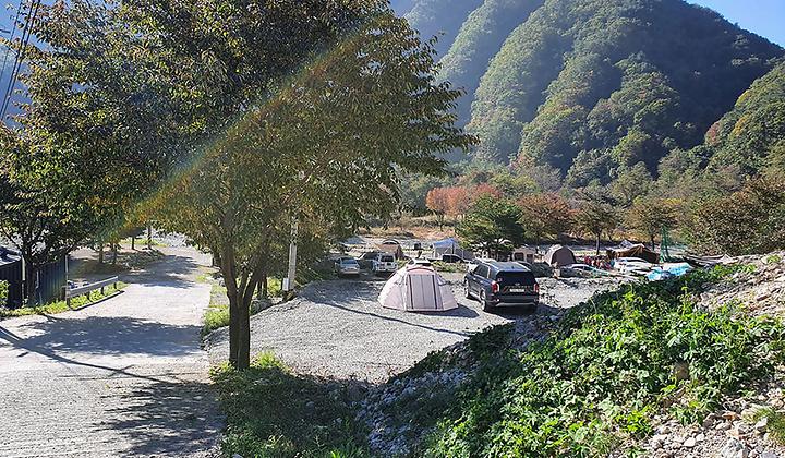 [경상북도 포항시] 에코팡팡캠핑장 – 대형 수영장을 갖춘 풍경 좋은 캠핑장