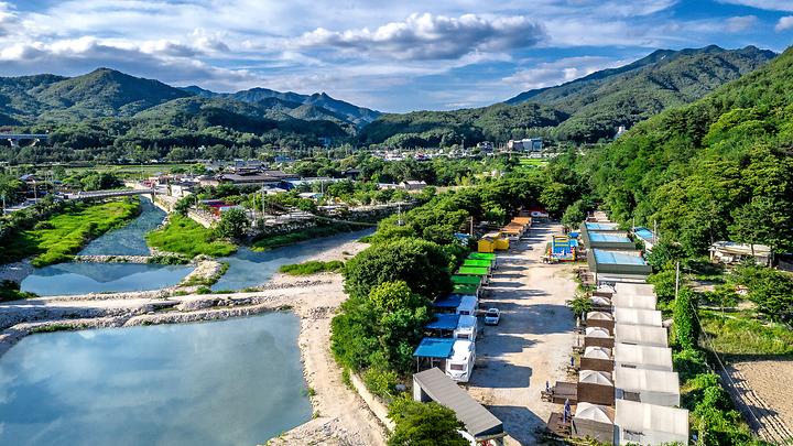 [경기도 포천시] 휴레스트 글램핑앤카라반 – 포천시 백운계곡 바로 옆에 있는 리버뷰가능한 글램핑, 카라반을 운영하고 있는 야영장