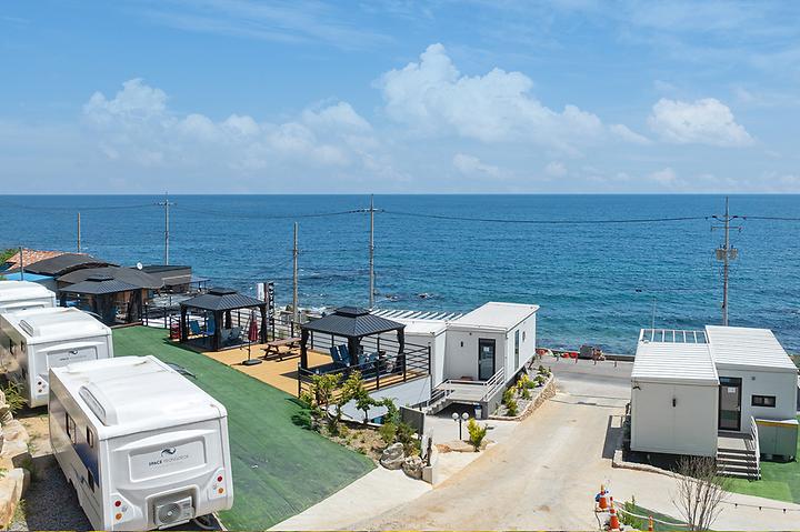 [경상북도 영덕군] 스페이스 영덕 – 일출을 볼 수 있는 낭만적인 캠핑장