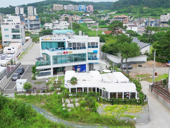 [울산광역시 울주군] 간절곶캠프야영장 – 유명명소인 간절곶해변이 보이는 곳