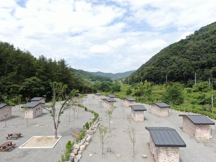 [충청북도 진천군] 스타밸리캠핑장 – 개별 화장실 등을 갖춘 깔끔한 캠핑장