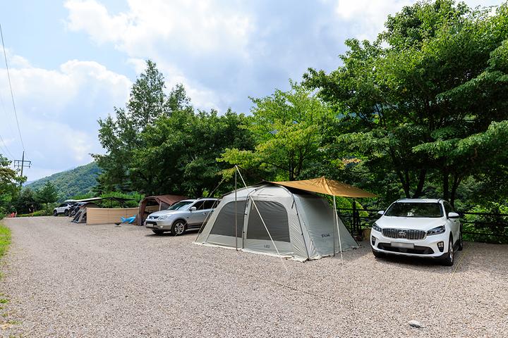 [경상남도 산청군] 우니메이카 산청점 – 계곡 물놀이가 가능한 캠핑장