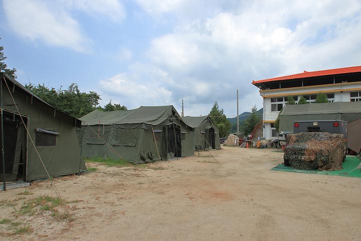 [경상북도 김천시] Camp 1950 – 밀리터리 콘셉트로 꾸민 글램핑&캠핑장