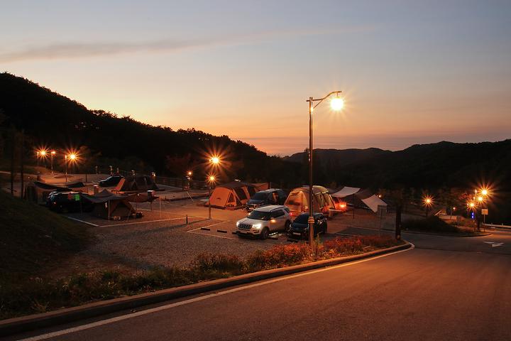 [충청북도 음성군] 수레의산 국민여가 캠핑장 – 수레의산자연휴양림에 둥지 튼 오토캠핑장