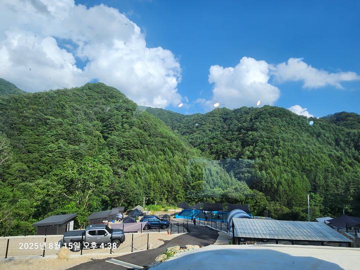 [강원도] 홈사리캠핑장 – 산 속 조용한 캠핑장, 개인 화장실, 샤워실 구비