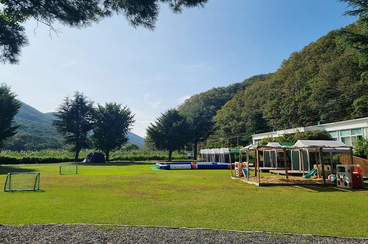 [경상북도 영천시] 자호천생태학교 – 아쿠아리움이 눈에 띄는 캠핑장