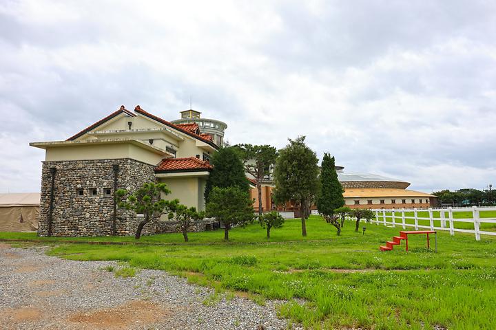 [경기도 안산시] 베르아델 승마클럽 – 대부도 승마장에 딸린 오토캠핑장