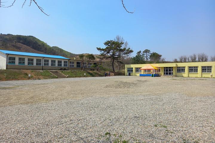 [충청남도 천안시] 천안 놀이터 캠핑장 – 어린이를 위한 폐교 캠핑장