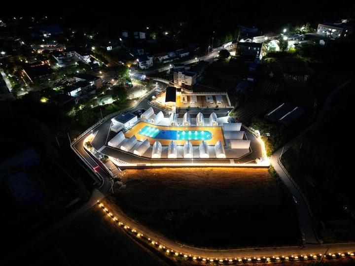 [전라남도 영암군] 스테이펀 글램핑 – 최고의 입지, 프리미엄 글램핑