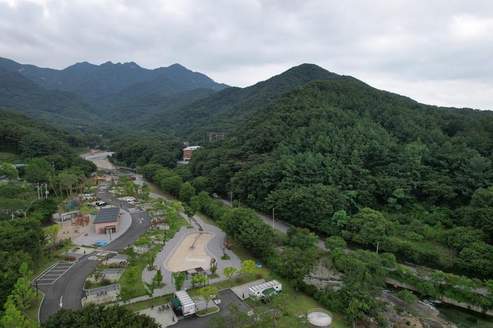 [충청남도 공주시] 계룡산 갑사자동차야영장 – 계룡산국립공원 갑사 초입에 위치한 생태·문화 체혐형 캠핑장