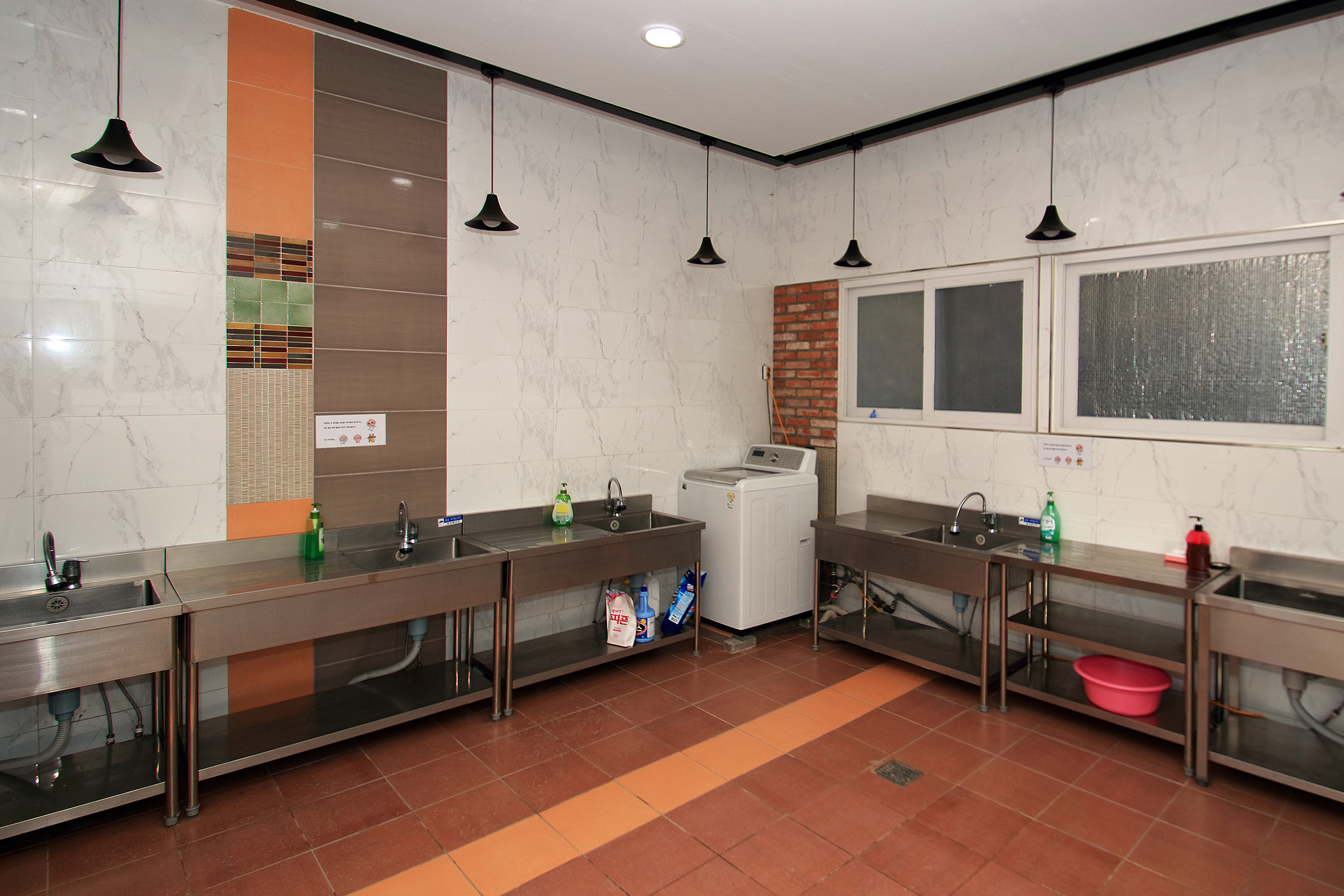 석산계곡 코코비발디글램핑 카라반 오토캠핑장 3번째 이미지