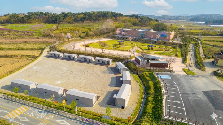 [경상북도 의성군] 농촌효테마공원 – 캠핑, 숙박, 전시 관람이 가능한 복합테마공원