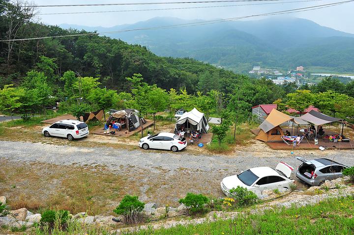 [경기도 포천시] 캠핑플래닛 – 아치산 자락에 위치한 아늑하고 평온한 캠핑장